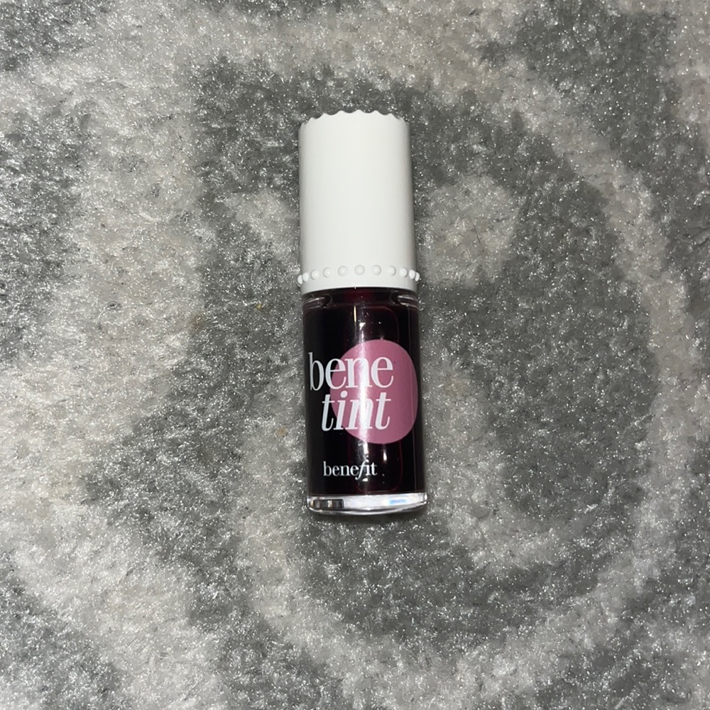 Benefit Lip + Cheek in shade Benetint (NEVER USED!!)